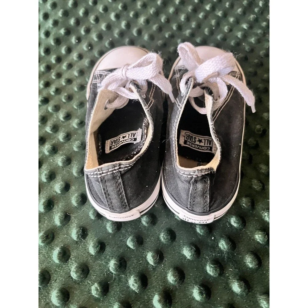 Converse solid black little kid size 10 10c shoes